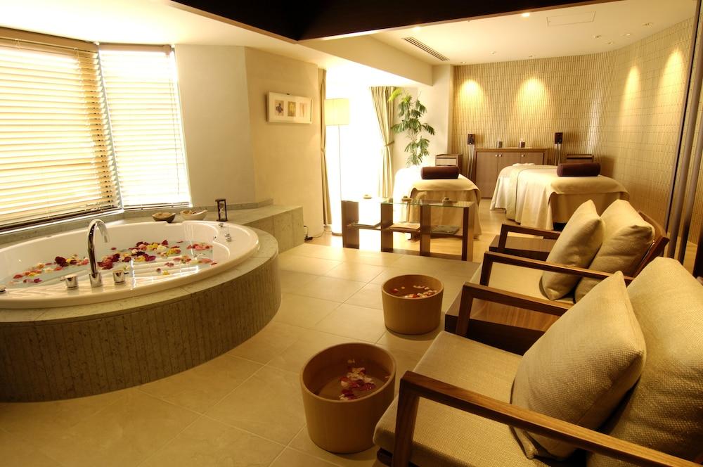 Royal Oak Hotel Spa & Gardens Ócu Exteriér fotografie